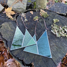 Small Mountains - Green