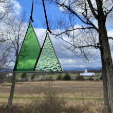 Small Mountains - Green