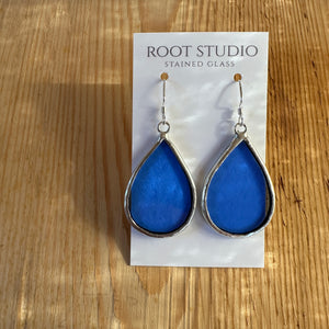 Teardrop shaped stained glass earrings - periwinkle blue